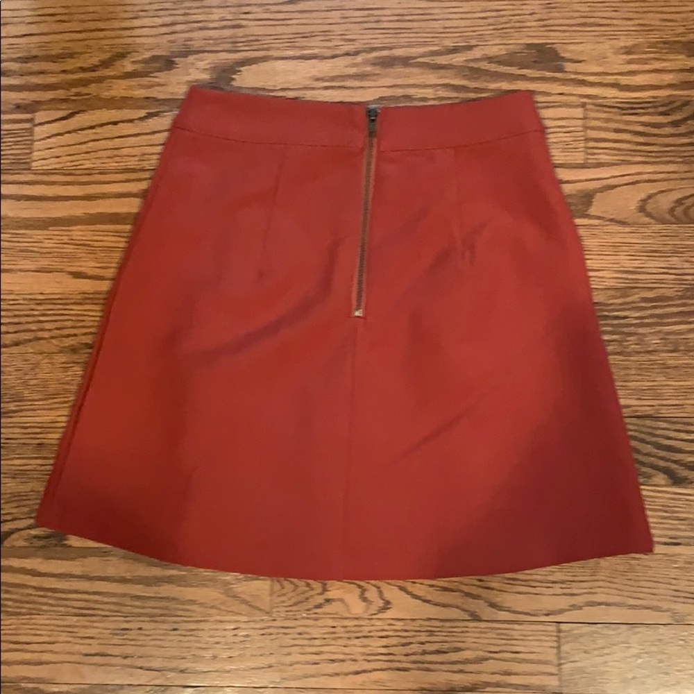 button down skirt - Picture 2 of 3